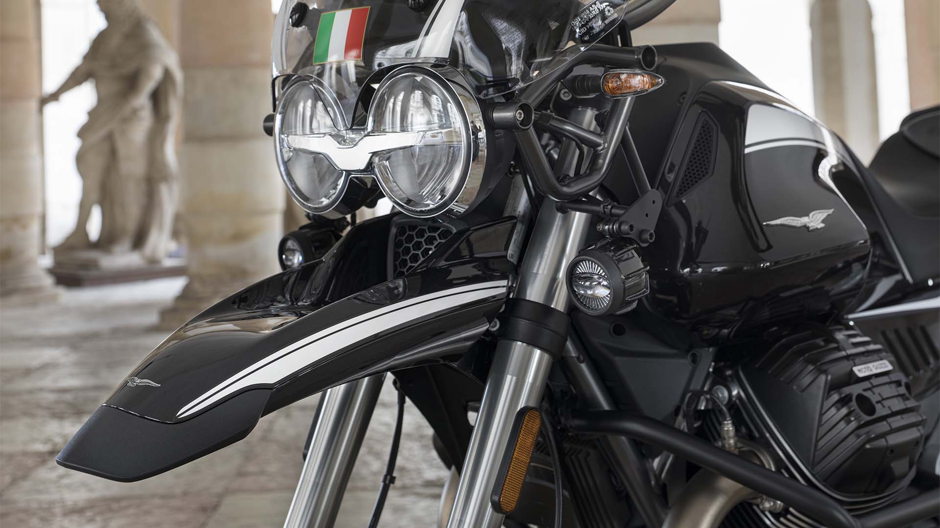 V85 TT Guardia d'Onore